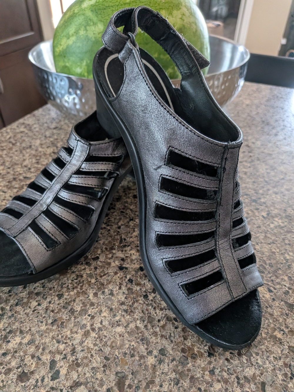 Romika Mokassetta 287 Anthracite Leather Sandals Like New!